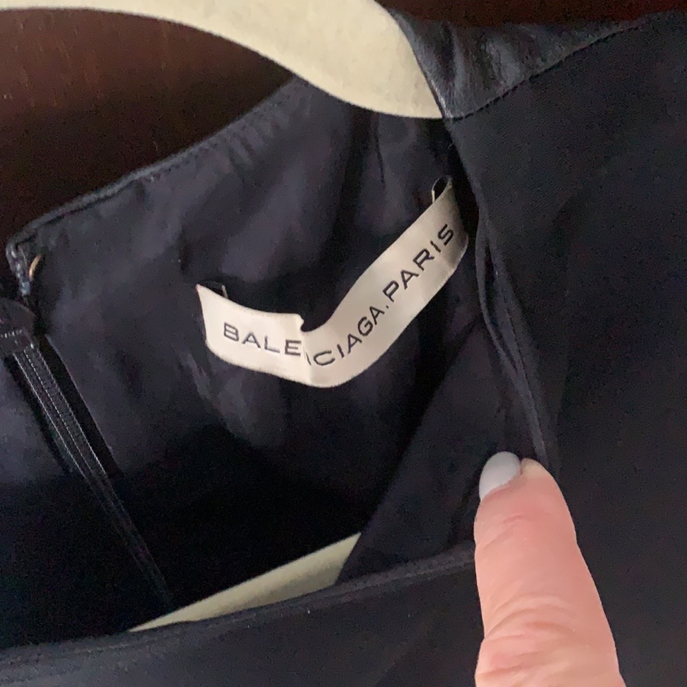 Balenciaga - Picture 3 of 3